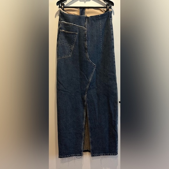 ZARA TRF TOPSTITCHED DENIM DRESS
LIMITED EDITION - New - Picture 5 of 11